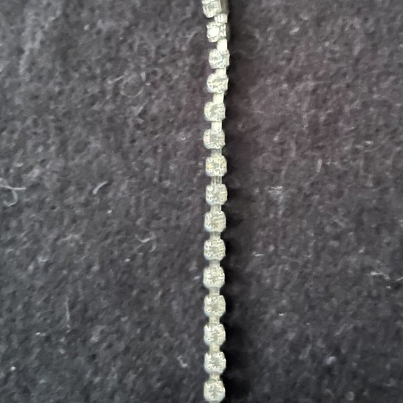 Vintage Elegant Clear Crystal Necklace 15” - Picture 3 of 4